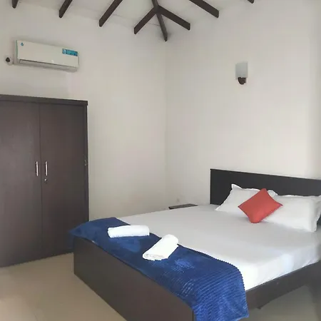 Thenu Homestay Ваттала Экстерьер фото